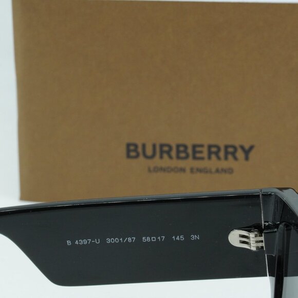Burberry NEW BURBERRY BE4397U MICAH 3001/87 SUNGLASSES  Burberry BE4397U 300187 Micah Square Sunglasses - Black/Dark Grey